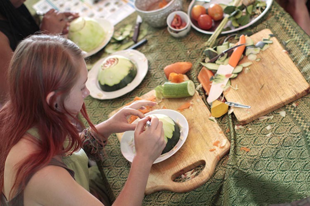 Fruit Carving Class By May Kaidee