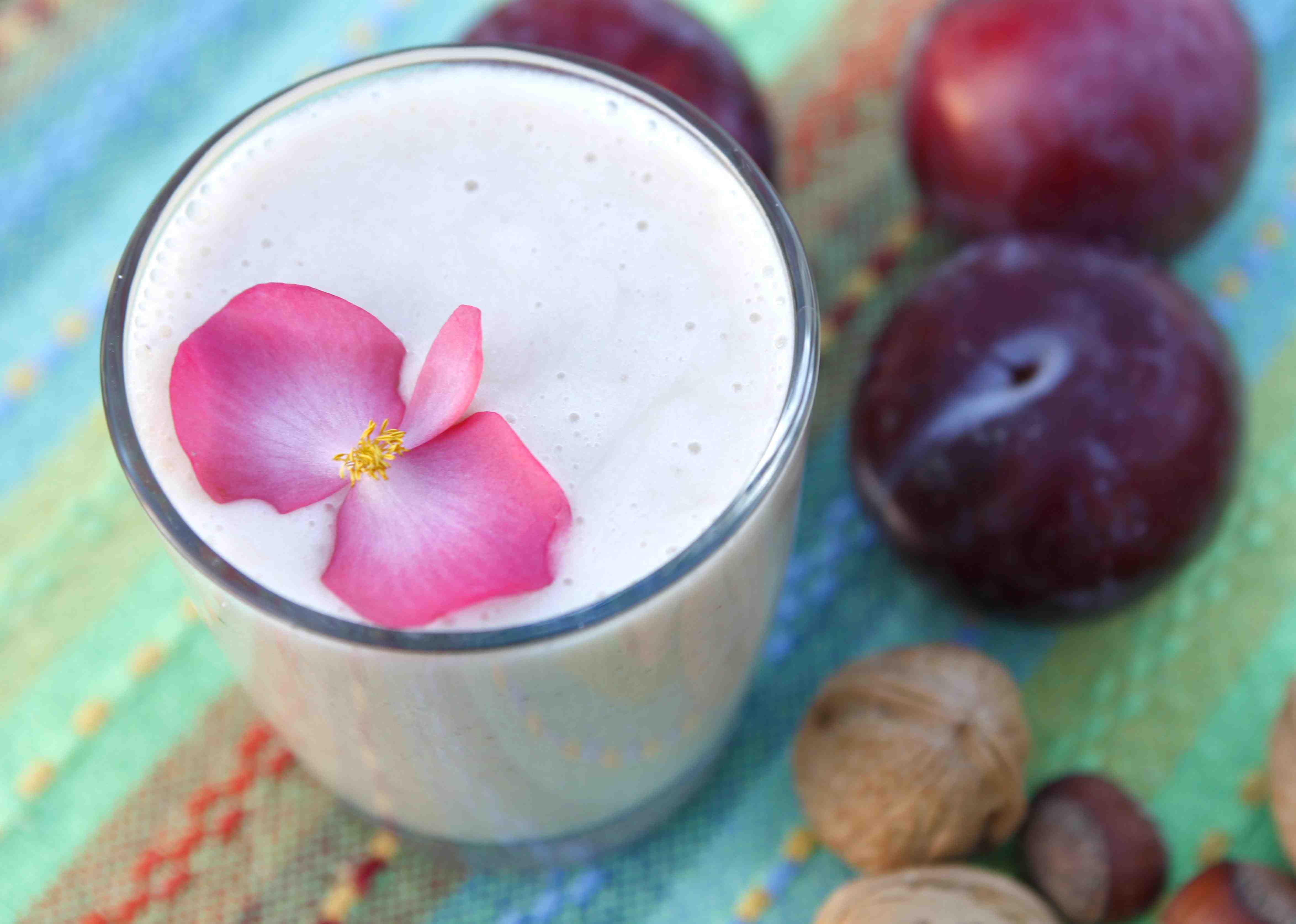 Plum smoothie