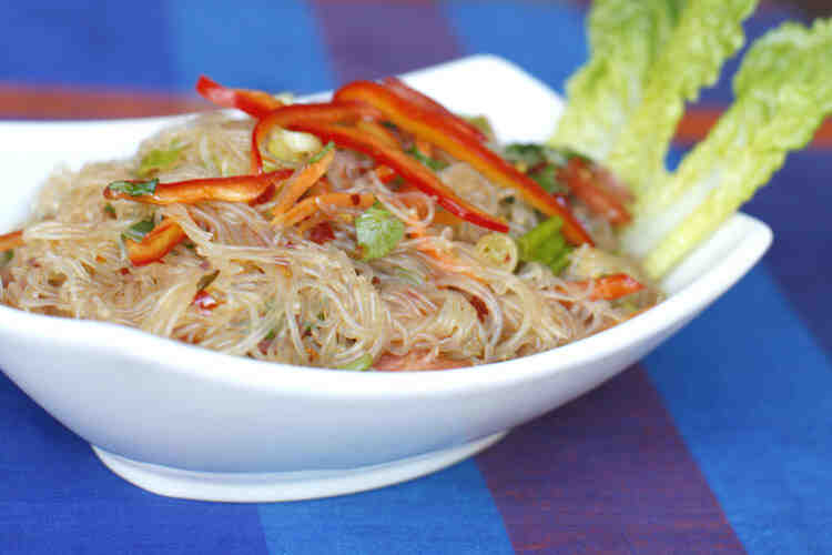Glass Noodle Salad (Laab Woon Sen)